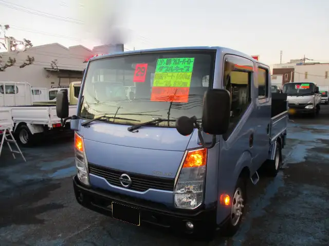 日産 アトラス 小型 平ボディ Wキャブ パワーゲート の中古トラック【車両No.179566】