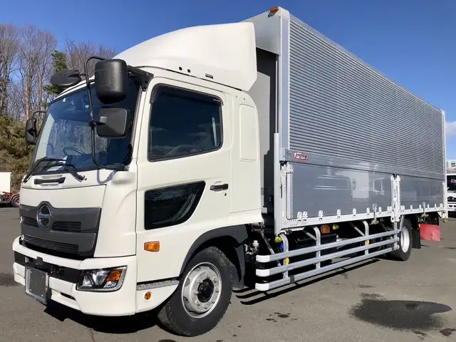 日野 レンジャー 中型/増トン ウイング エアサス ベッド の中古トラック【車両No.179677】