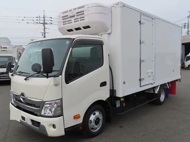 日野 デュトロ 小型 冷凍冷蔵 床アルミ サイドドア の中古トラック【車両No.179628】