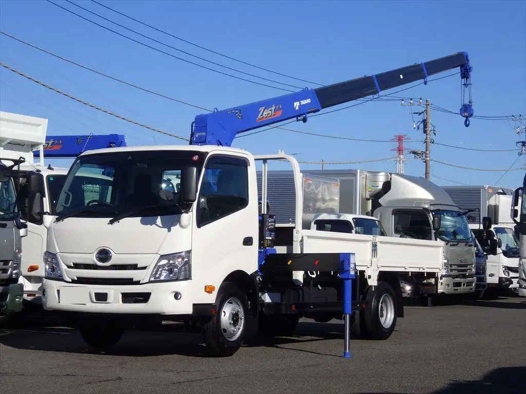 日野 デュトロ 小型 クレーン付 4段 ラジコン の中古トラック【車両No.179982】