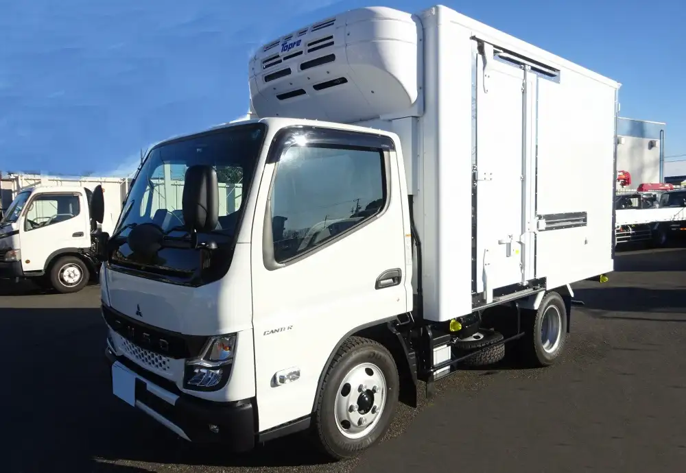 三菱 キャンター 小型 冷凍冷蔵 低温 床ステン の中古トラック【車両No.180064】