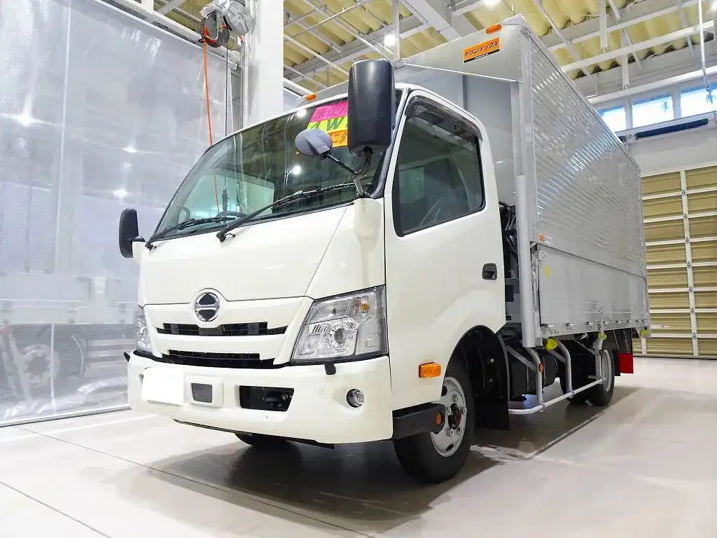 日野 デュトロ 小型 ウイング 2DG-XZU775M R6 の中古トラック【車両No.180132】