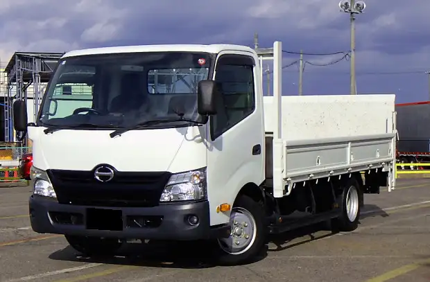 日野 デュトロ 小型 平ボディ パワーゲート SKG-XZC710M の中古トラック【車両No.180235】