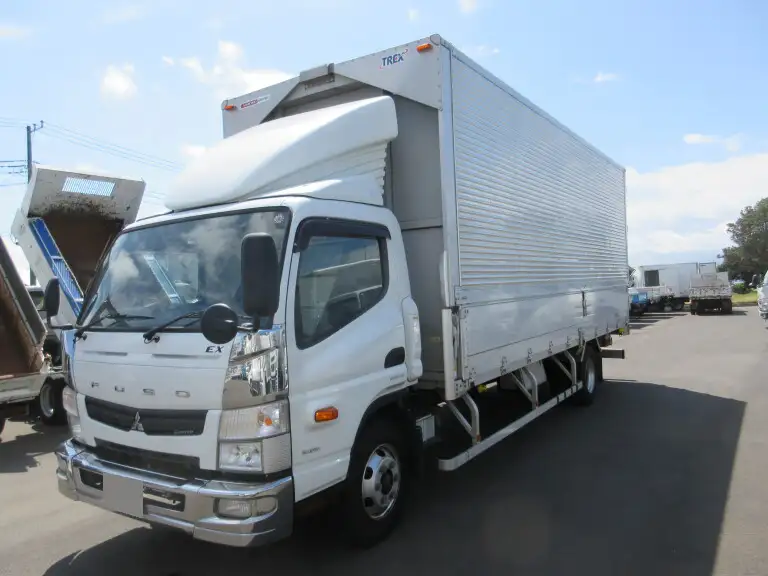 三菱 キャンター 小型 ウイング TPG-FED90 H27 の中古トラック【車両No.180459】