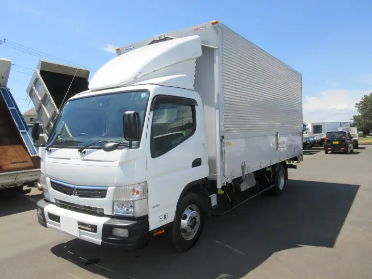 三菱 キャンター 小型 ウイング TPG-FEB90 H29 の中古トラック【車両No.180461】