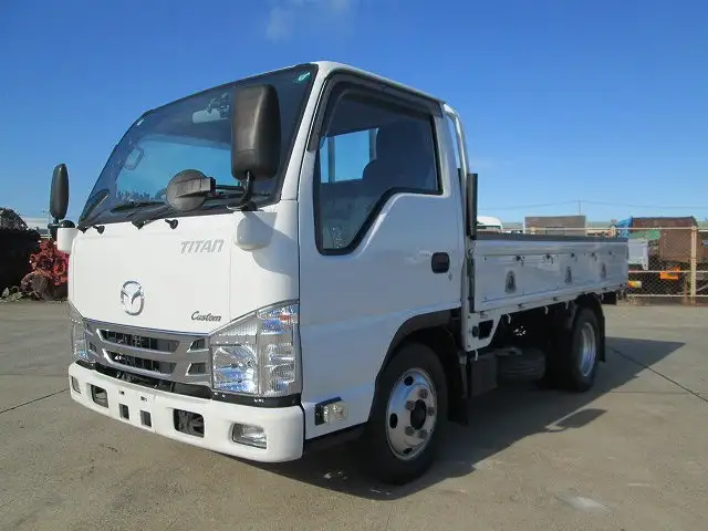 マツダ タイタン 小型 平ボディ カスタム TRG-LKR85A の中古トラック【車両No.180366】