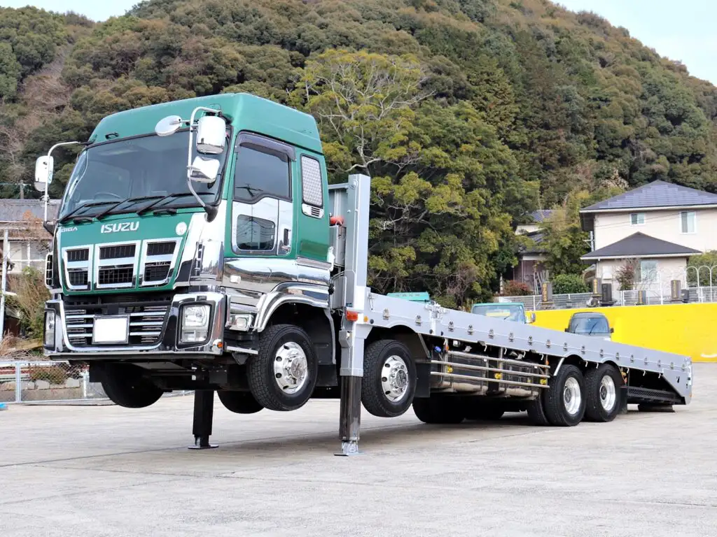 いすゞ ギガ 大型 車両重機運搬 ハイルーフ ラジコン の中古トラック【車両No.180566】