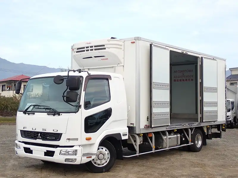 三菱 ファイター 中型/増トン 冷凍冷蔵 低温 パワーゲート の中古トラック【車両No.180624】