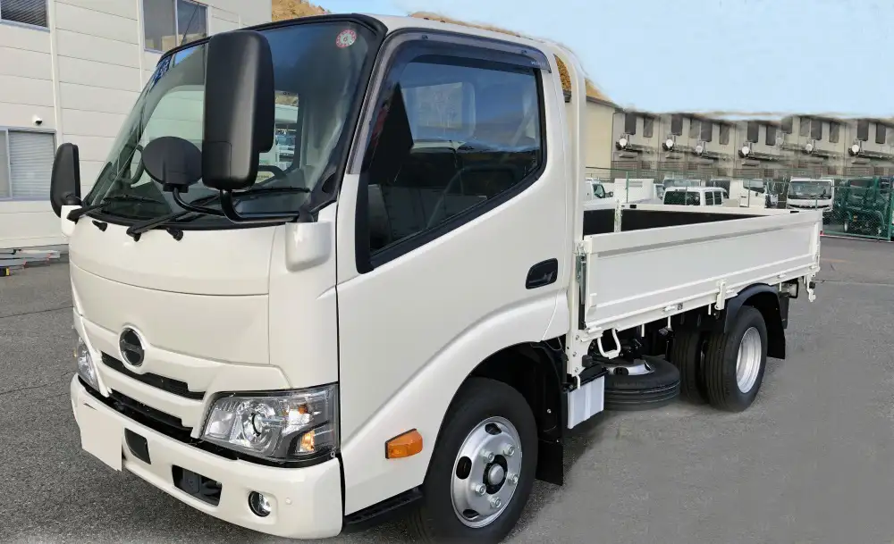 日野 デュトロ 小型 平ボディ 床鉄板 2KG-XZC605M の中古トラック【車両No.180888】