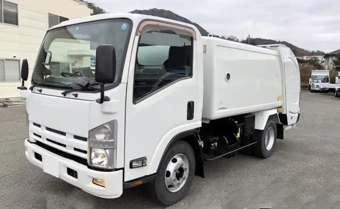 いすゞ エルフ 小型 パッカー車 巻き込み式 回転ダンプ式 の中古トラック【車両No.180897】