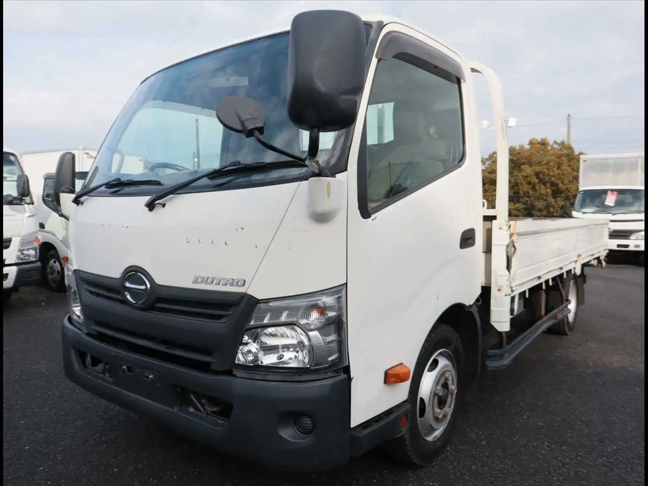 日野 デュトロ 小型 平ボディ TKG-XZC710M H29 の中古トラック【車両No.180980】