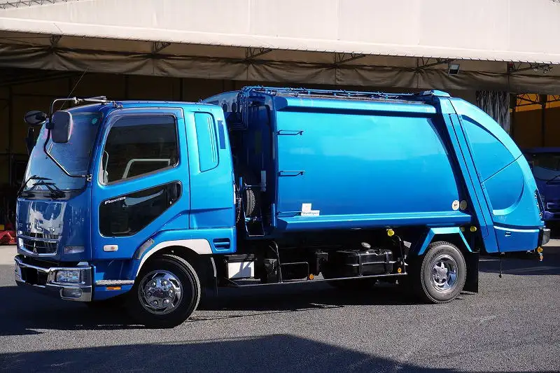 三菱 ファイター 中型/増トン パッカー車 プレス式 ベッド の中古トラック【車両No.181043】