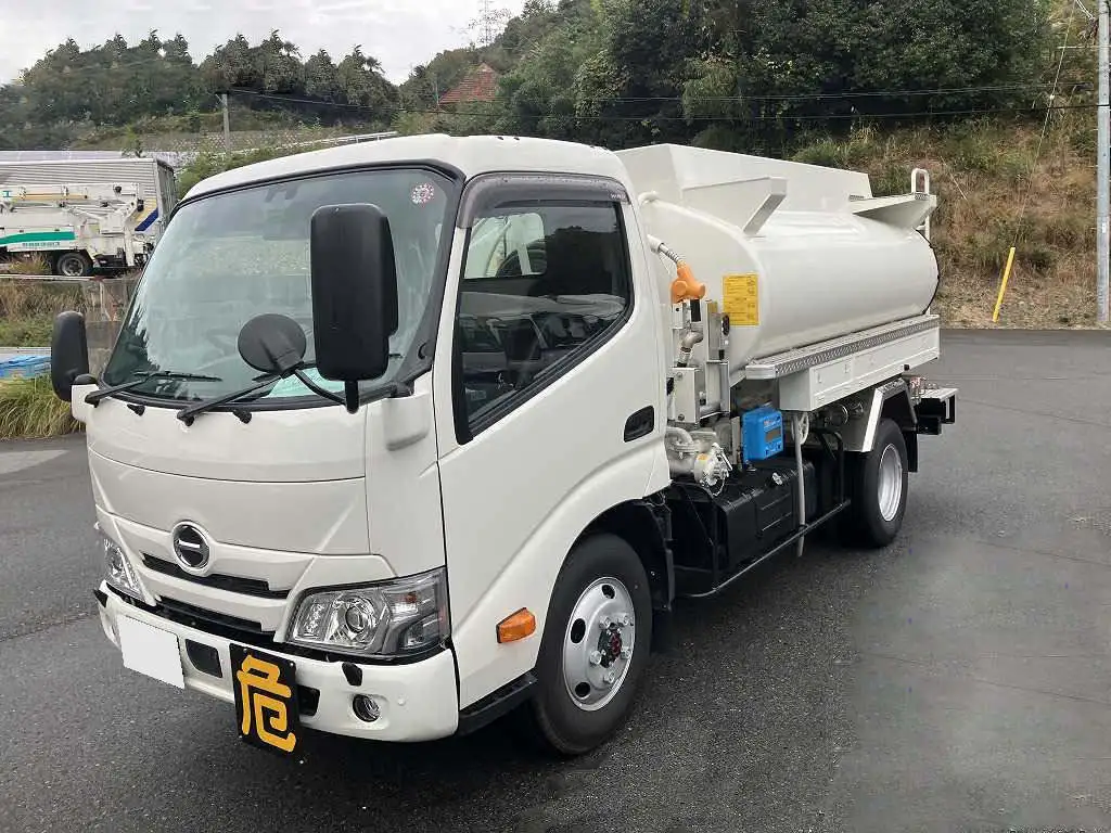 日野 デュトロ 小型 タンク車 ローリー 2KG-XZU685M の中古トラック【車両No.181128】