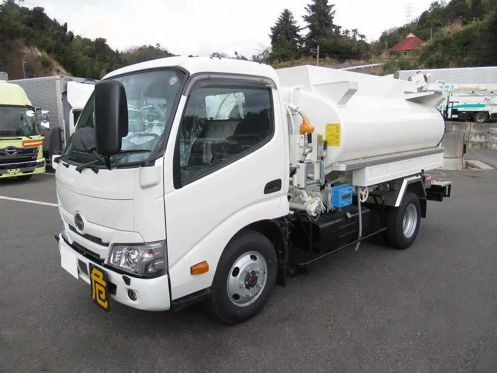日野 デュトロ 小型 タンク車 ローリー 2KG-XZU685M の中古トラック【車両No.181123】