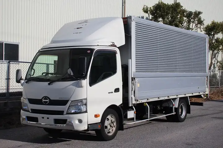 日野 デュトロ 小型 ウイング TKG-XZU720M H25 の中古トラック【車両No.180591】