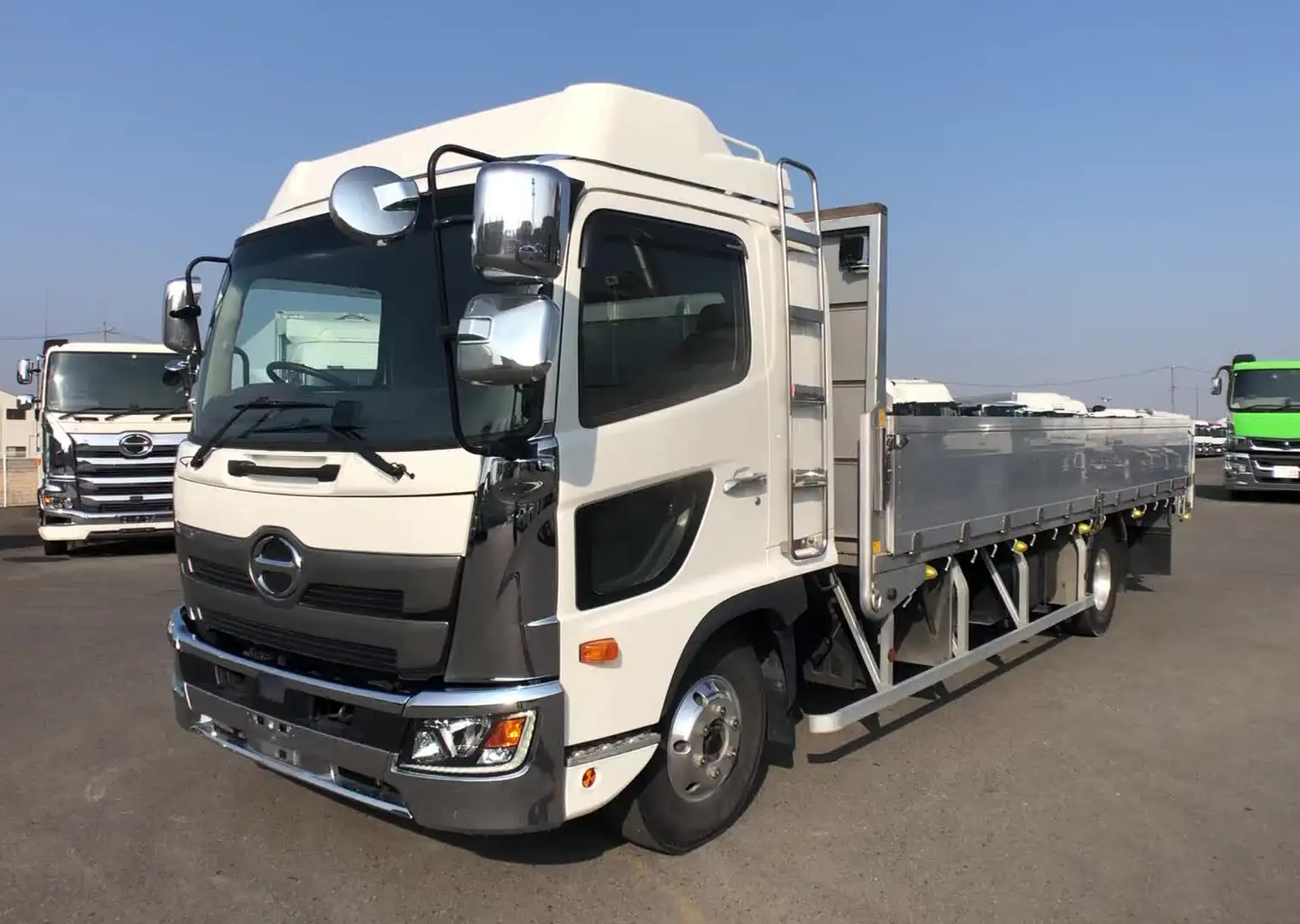 日野 レンジャー 中型/増トン 平ボディ アルミブロック エアサス の中古トラック【車両No.181248】