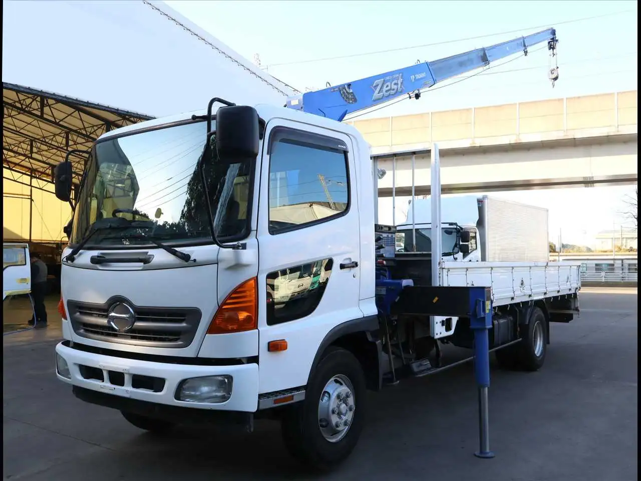 日野 レンジャー 中型/増トン クレーン付 4段 ラジコン の中古トラック【車両No.181470】