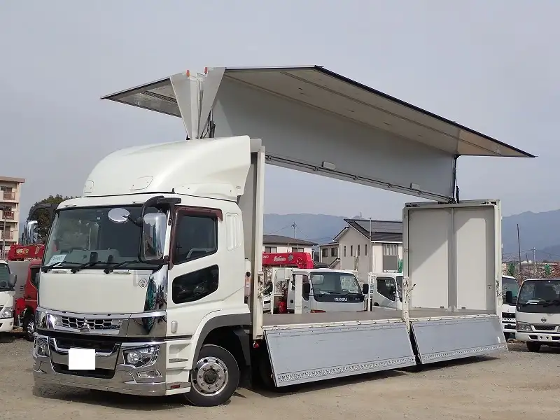 三菱 スーパーグレート 大型 ウイング エアサス ベッド の中古トラック【車両No.181566】