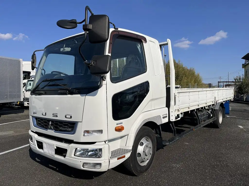 三菱 ファイター 中型/増トン 平ボディ 床鉄板 ベッド の中古トラック【車両No.181351】