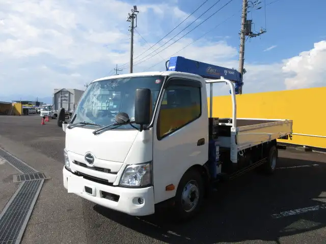 日野 デュトロ 小型 クレーン付 4段 ラジコン の中古トラック【車両No.181785】