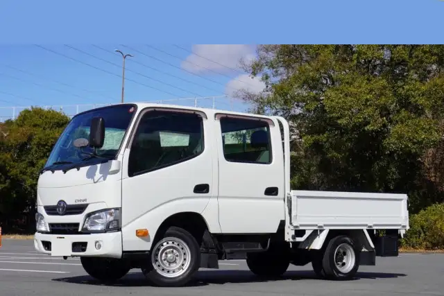 トヨタ ダイナ 小型 平ボディ Wキャブ 床鉄板 の中古トラック【車両No.181865】