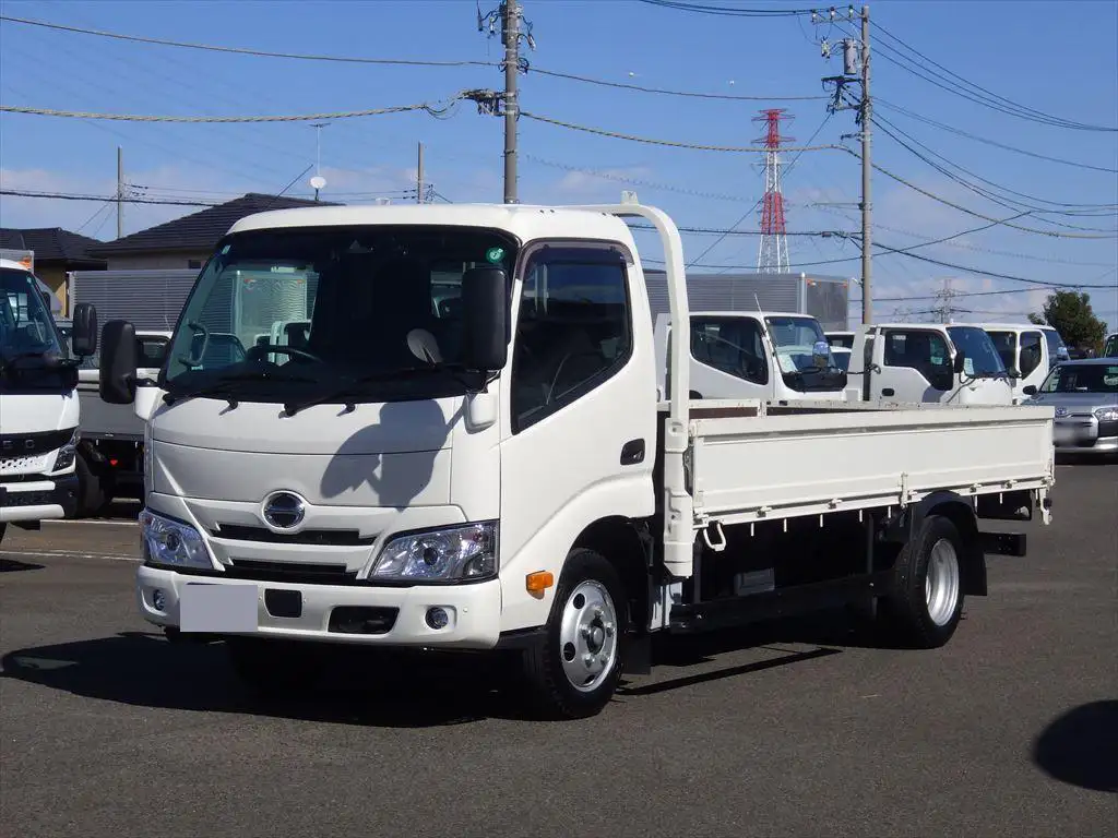 日野 デュトロ 小型 平ボディ 2KG-XZU655M R5 の中古トラック【車両No.182171】