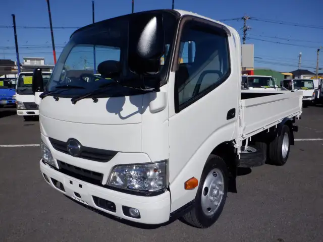 日野 デュトロ 小型 平ボディ 床鉄板 TKG-XZU605M の中古トラック【車両No.182218】