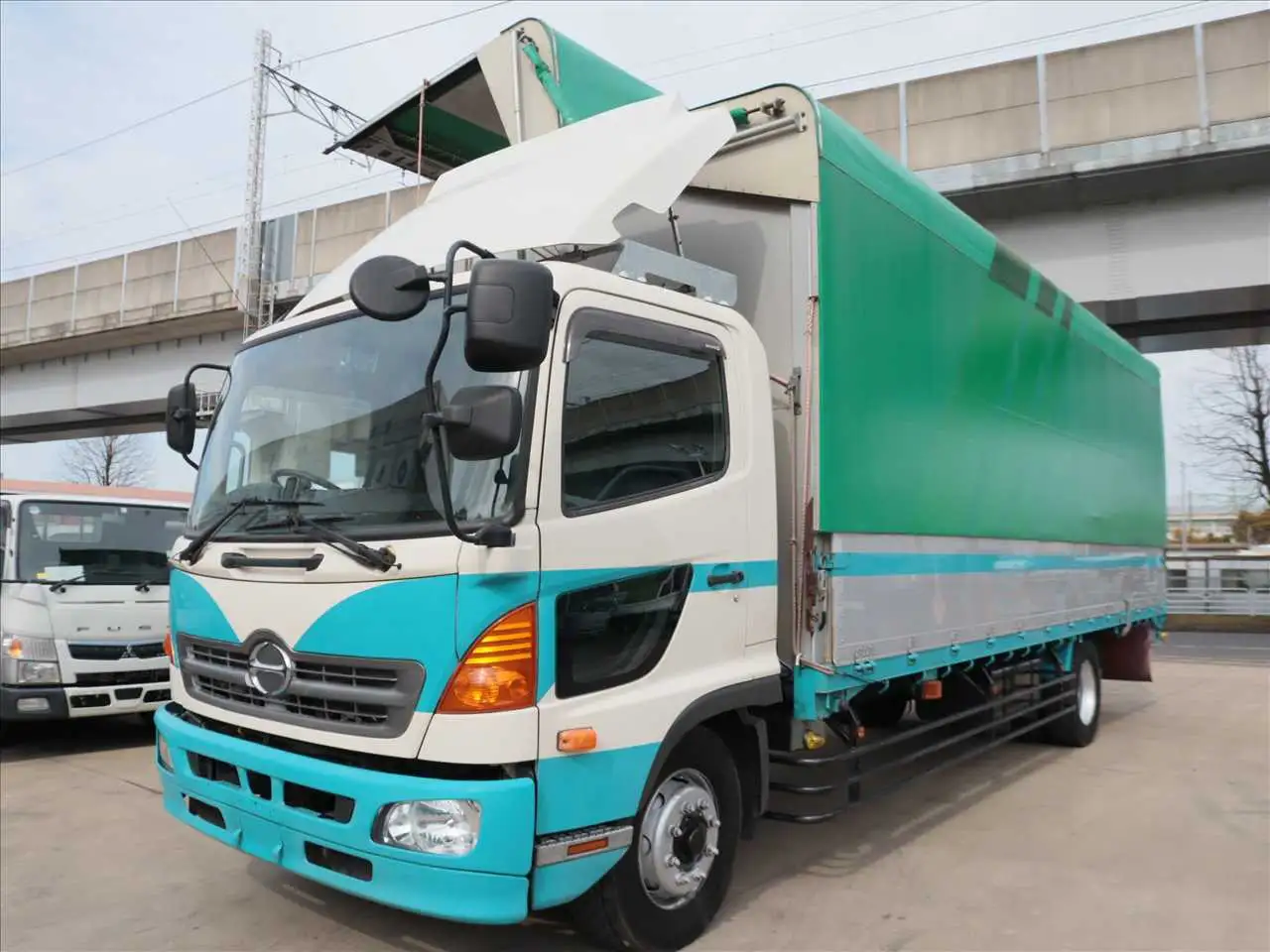 日野 レンジャー 中型/増トン ウイング 幌ウイング QKG-FJ7JNAA の中古トラック【車両No.182311】