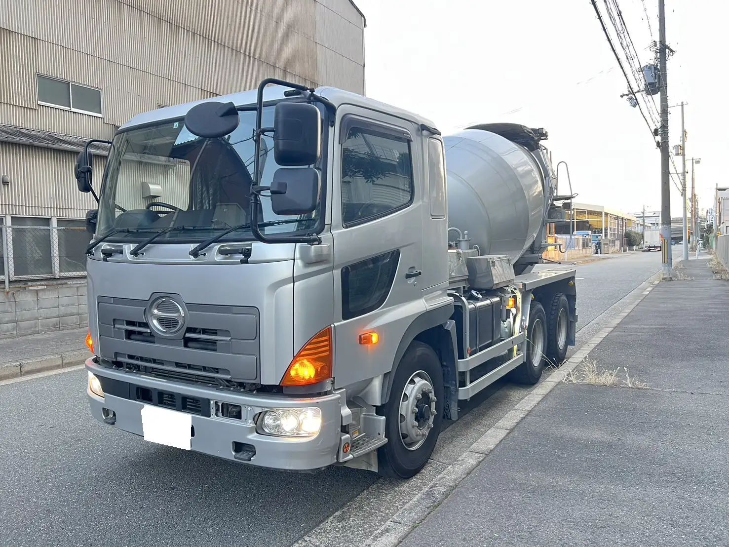 日野 プロフィア 大型 ミキサー・ポンプ ベッド LKG-FS1AKAA の中古トラック【車両No.182243】