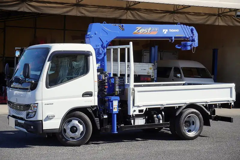 三菱 キャンター 小型 クレーン付 4段 ラジコン の中古トラック【車両No.182345】
