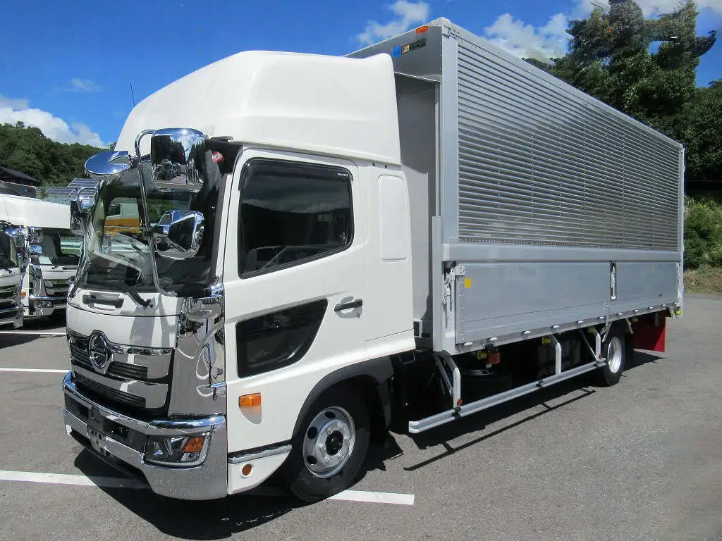日野 レンジャー 中型/増トン ウイング エアサス ベッド の中古トラック【車両No.182399】