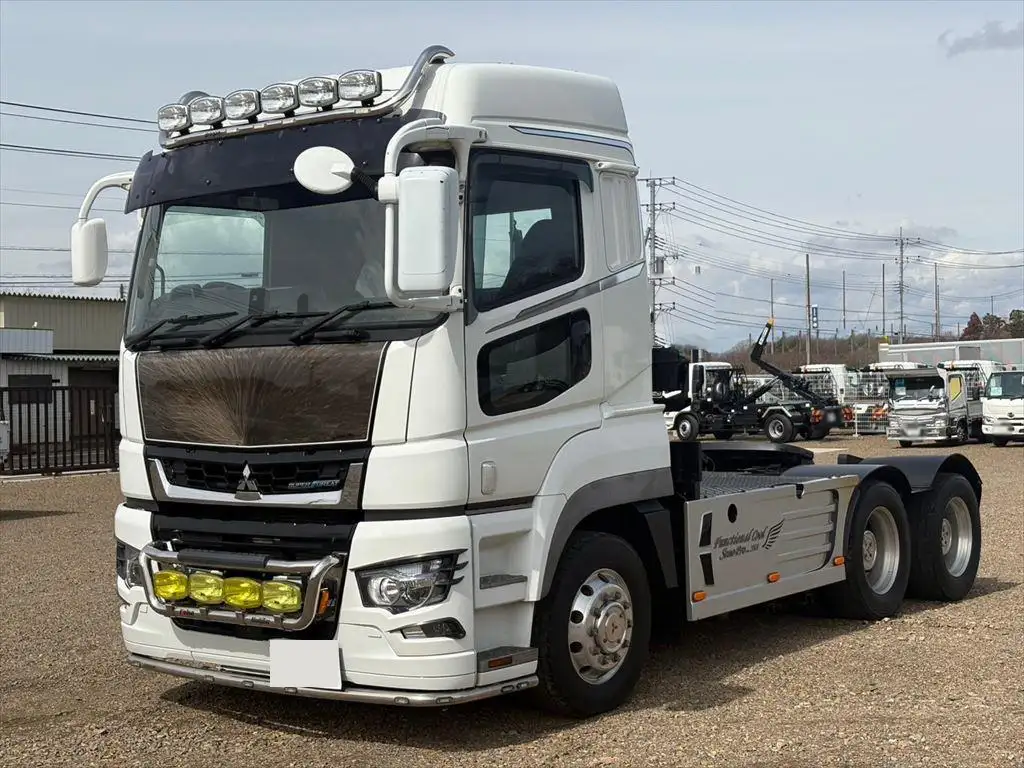 三菱 スーパーグレート 大型 トラクター ハイルーフ 2デフ の中古トラック【車両No.182489】