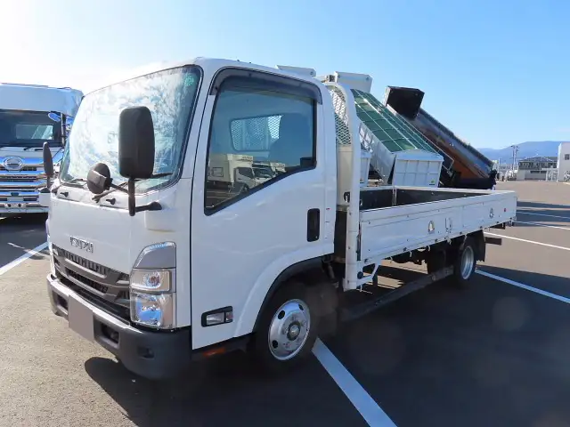 いすゞ エルフ 小型 平ボディ 2RG-NNR85AR R3 の中古トラック【車両No.182432】