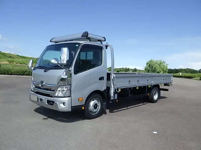 日野 デュトロ 小型 平ボディ 2KG-XZU722M R6 の中古トラック【車両No.182562】