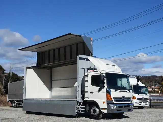 日野 レンジャー 中型/増トン ウイング 床鉄板 ベッド の中古トラック【車両No.182505】