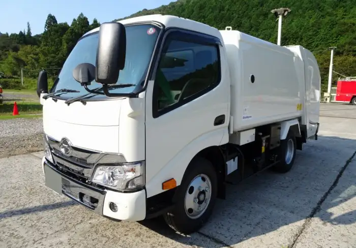 日野 デュトロ 小型 パッカー車 巻き込み式 回転ダンプ式 の中古トラック【車両No.182581】