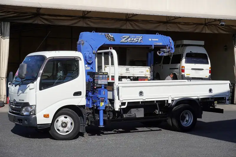 日野 デュトロ 小型 クレーン付 4段 ラジコン の中古トラック【車両No.182737】