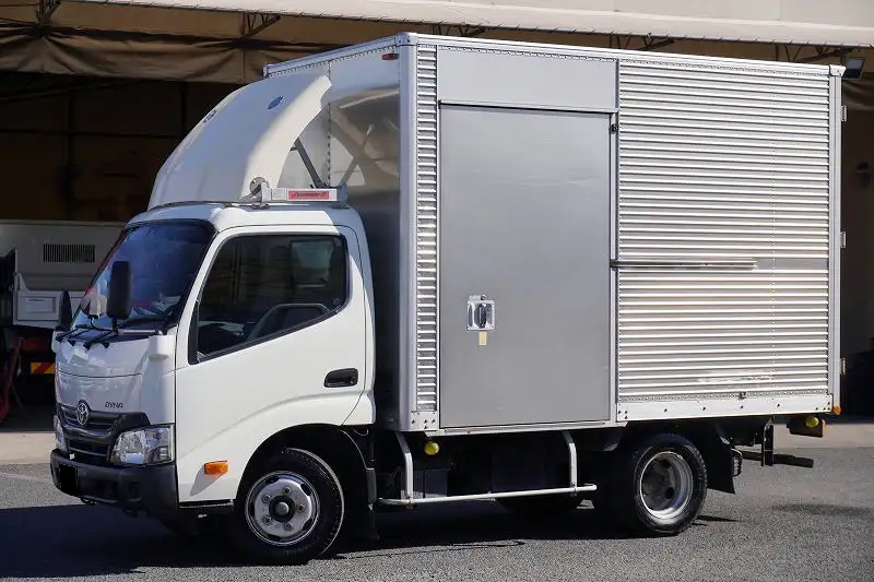 トヨタ ダイナ 小型 アルミバン サイドドア TPG-XZC605 の中古トラック【車両No.182703】