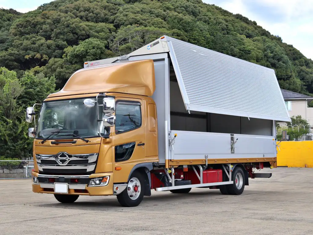 日野 レンジャー 中型/増トン ウイング エアサス ベッド の中古トラック【車両No.182764】