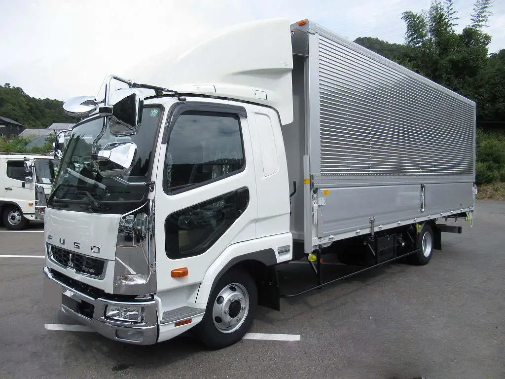 三菱 ファイター 中型/増トン ウイング エアサス ベッド の中古トラック【車両No.182792】