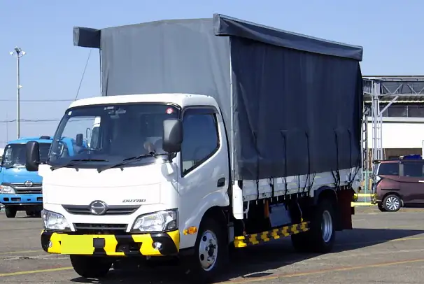 日野 デュトロ 小型 平ボディ 幌 TKG-XZU650M の中古トラック【車両No.182901】
