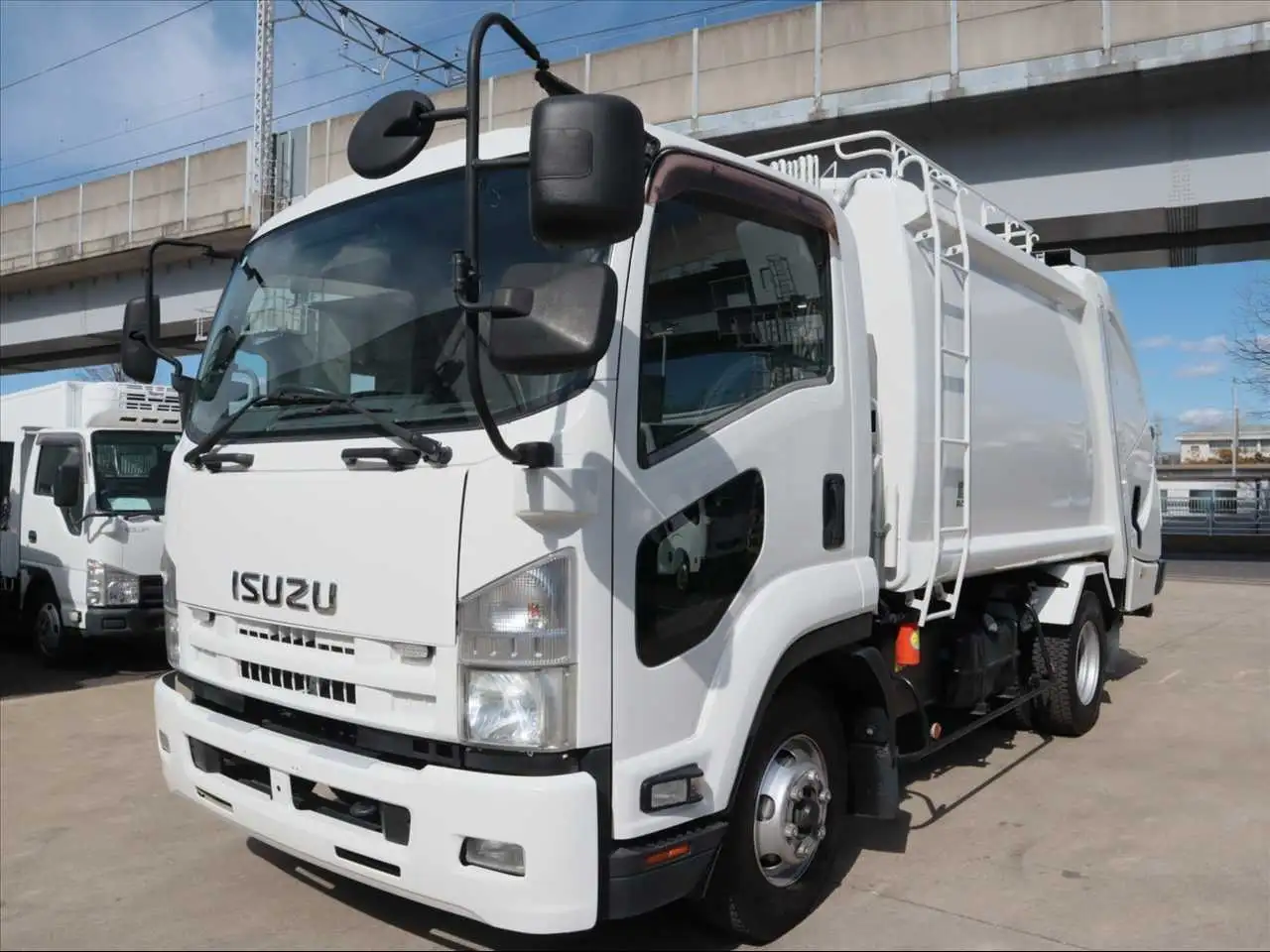 いすゞ フォワード 中型/増トン パッカー車 プレス式 SKG-FRR90S2 の中古トラック【車両No.182853】