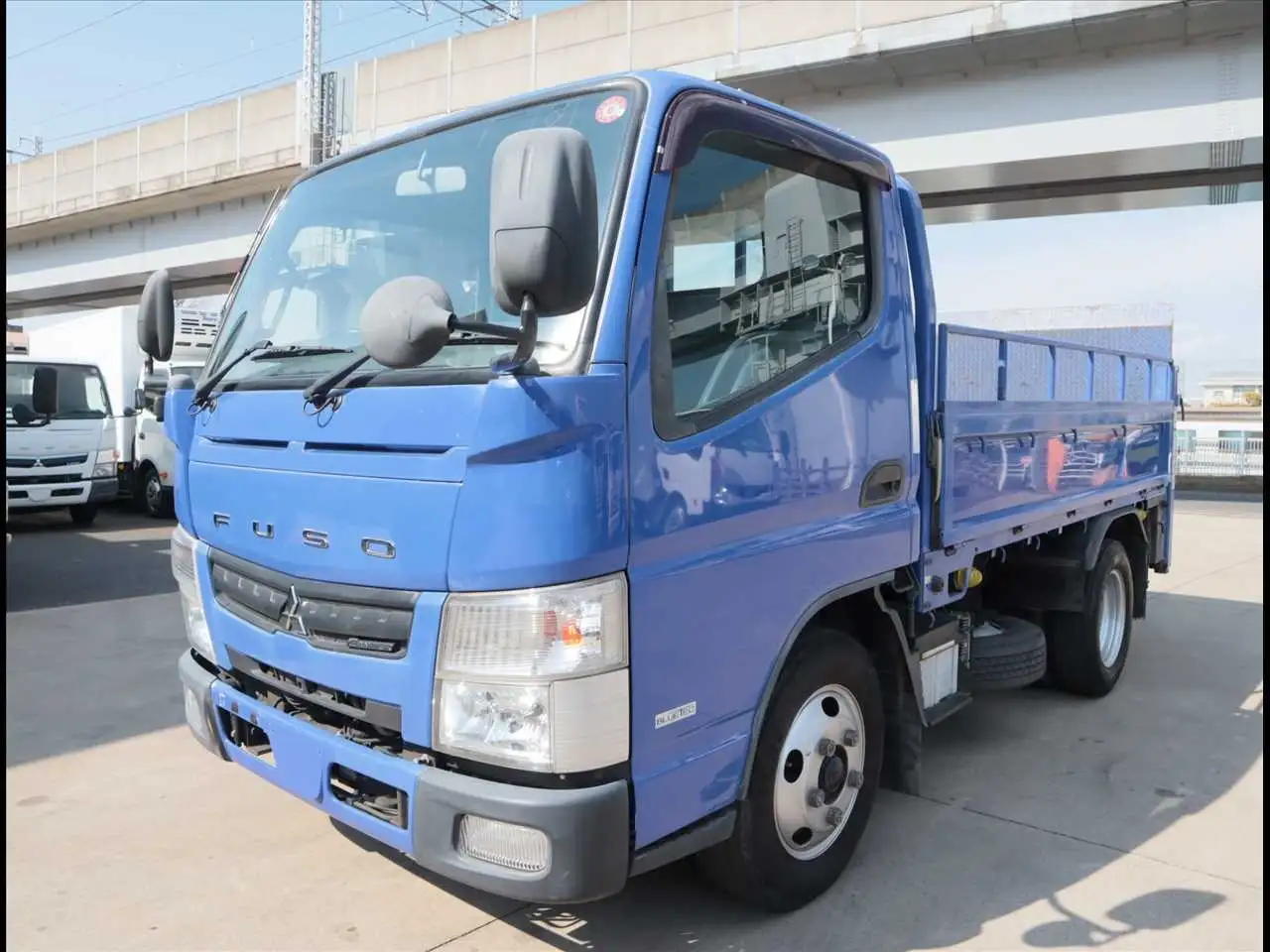 三菱 キャンター 小型 平ボディ パワーゲート 床鉄板 の中古トラック【車両No.182790】