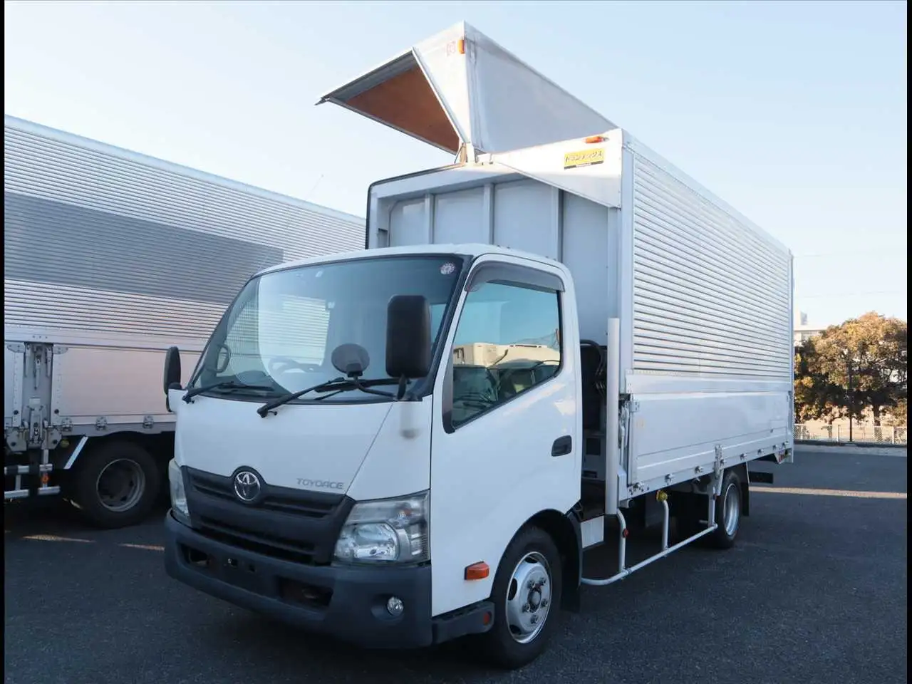 トヨタ トヨエース 小型 ウイング TKG-XZU710 H26 の中古トラック【車両No.182957】