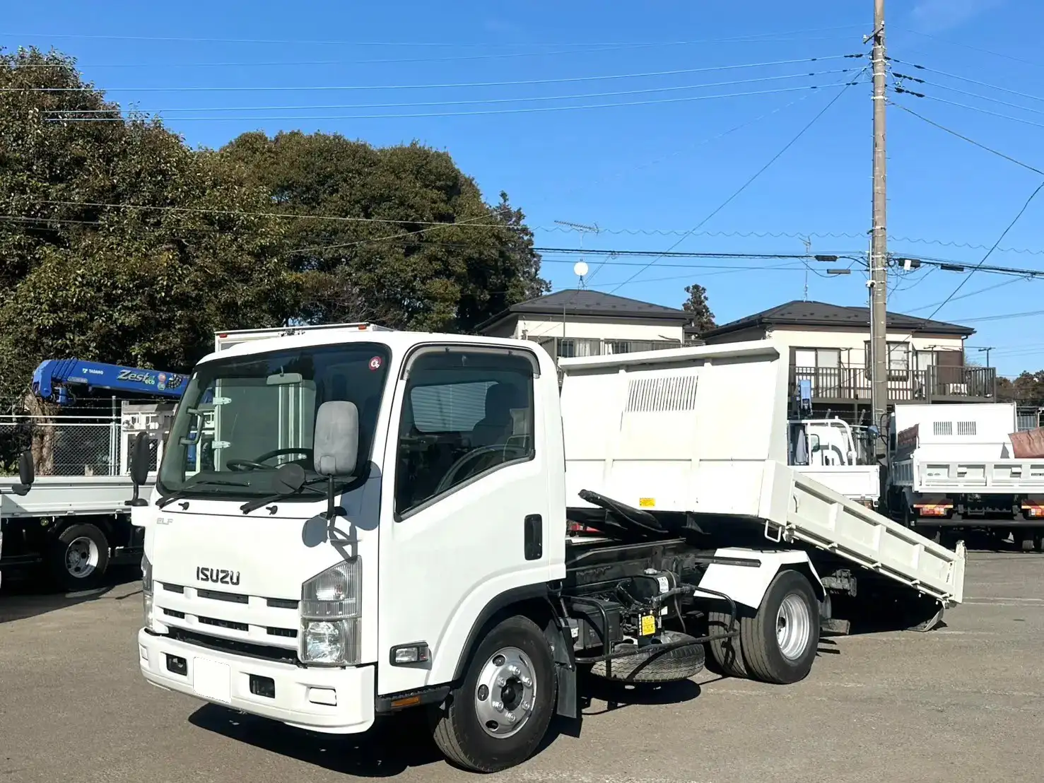 いすゞ エルフ 小型 ダンプ ローダー PDG-NPR75N の中古トラック【車両No.182952】