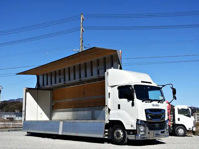 いすゞ ギガ 大型 ウイング 床鉄板 エアサス の中古トラック【車両No.182980】