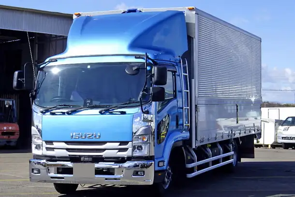 いすゞ フォワード 中型/増トン ウイング エアサス ベッド の中古トラック【車両No.183364】