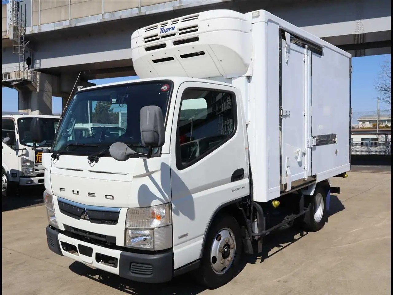 三菱 キャンター 小型 冷凍冷蔵 低温 床ステン の中古トラック【車両No.183234】