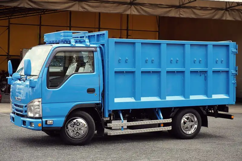 いすゞ エルフ 小型 平ボディ 床鉄板 カスタム の中古トラック【車両No.183633】