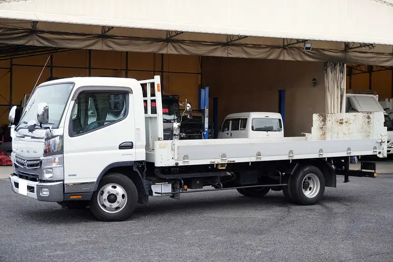 三菱 キャンター 小型 車両重機運搬 ラジコン ウインチ の中古トラック【車両No.183618】